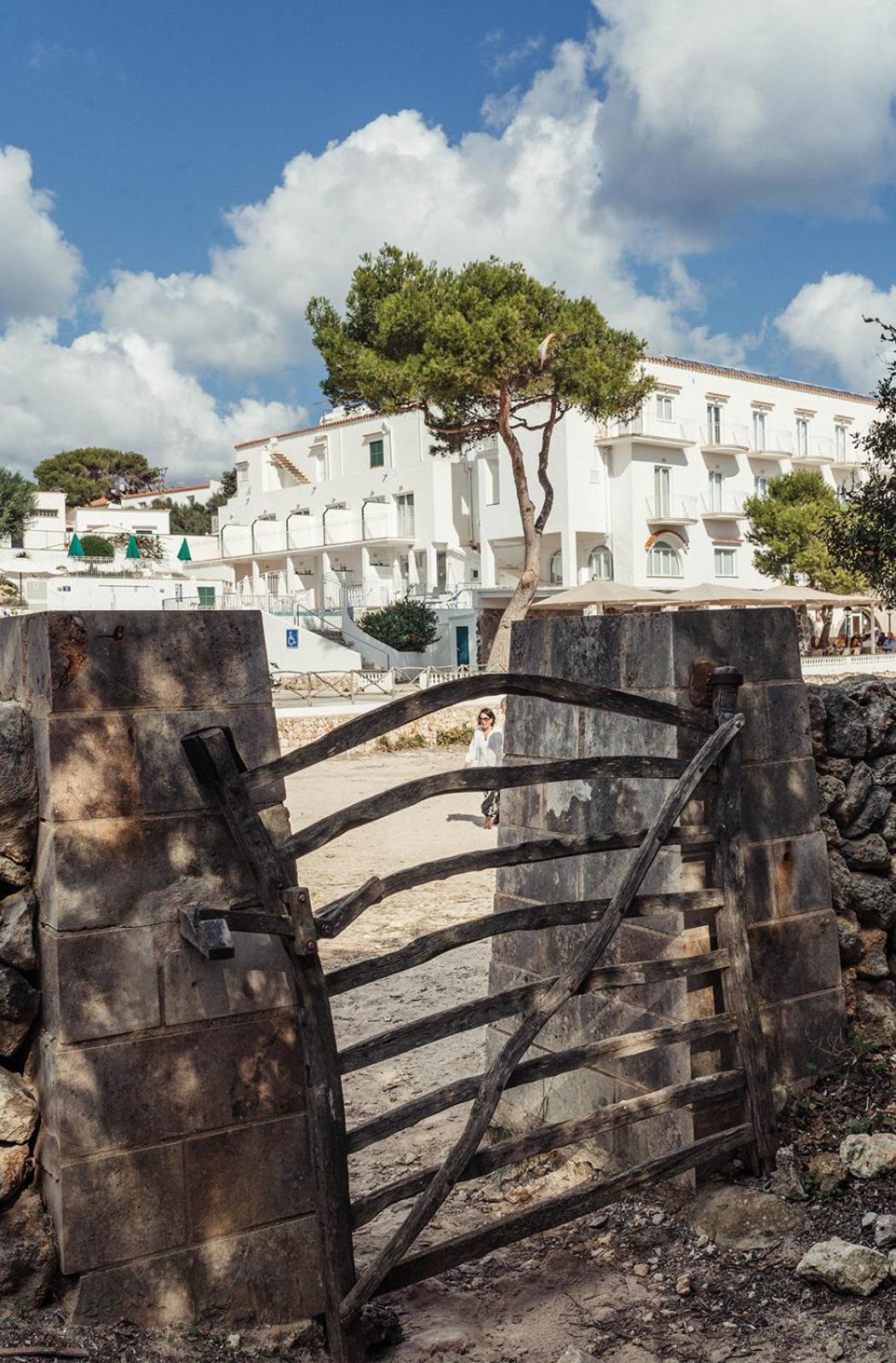 Hostal Xuroy Cala Alcaufar Dış mekan fotoğraf
