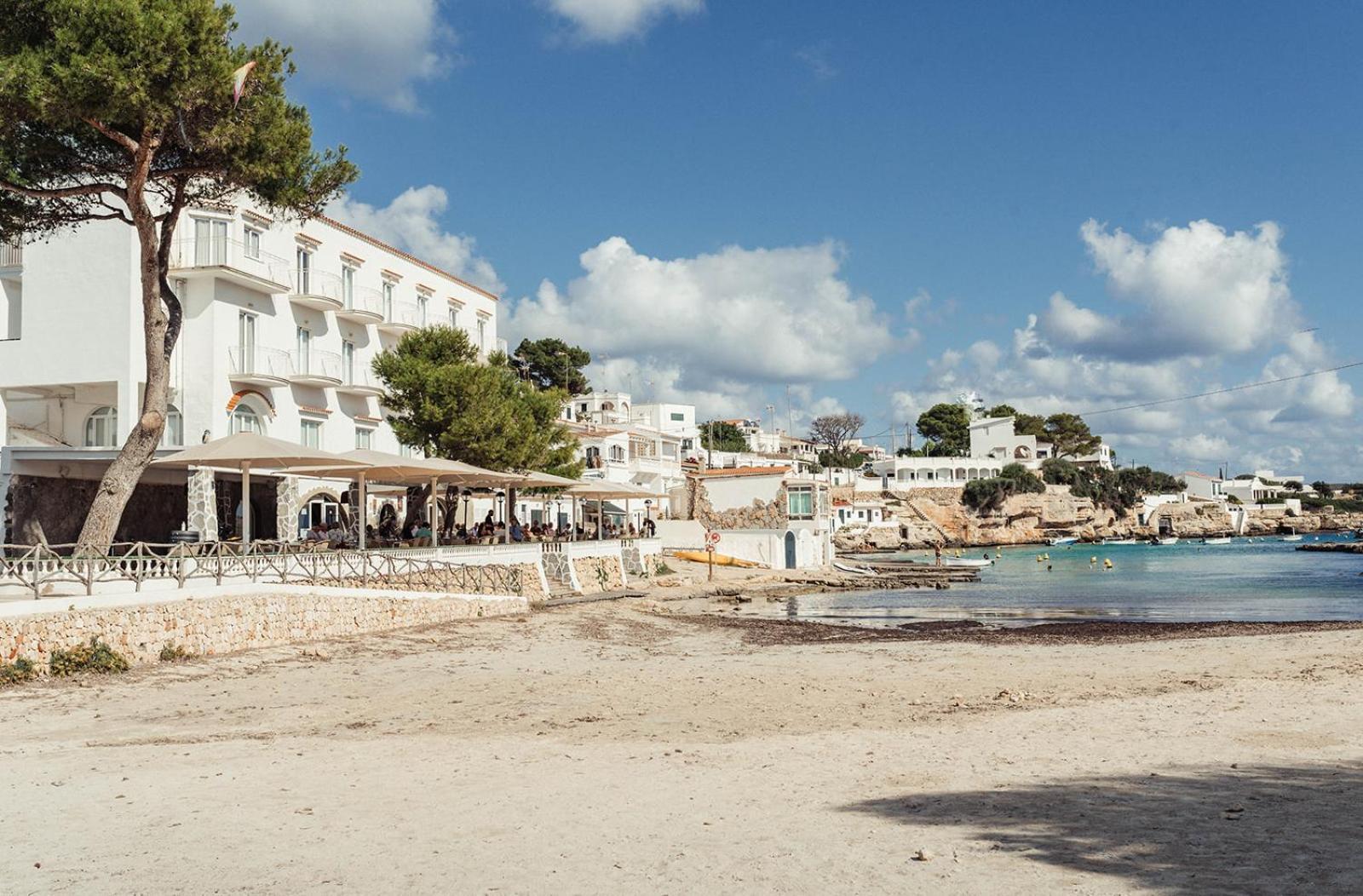 Hostal Xuroy Cala Alcaufar Dış mekan fotoğraf