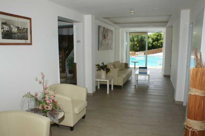 Hostal Xuroy Cala Alcaufar Dış mekan fotoğraf